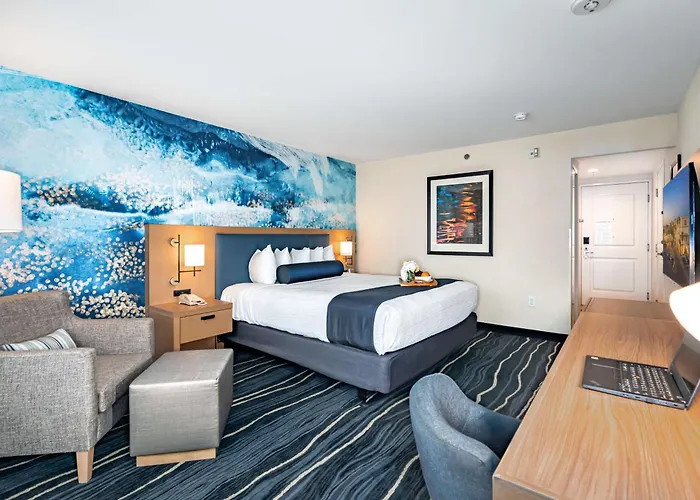 Best Western Plus Marina Gateway Hotel