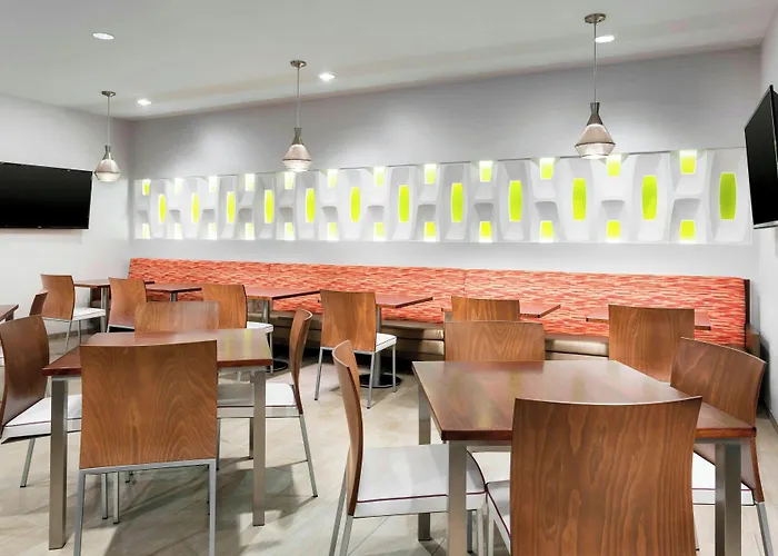 Springhill Suites By Marriott San Diego Mission Valley